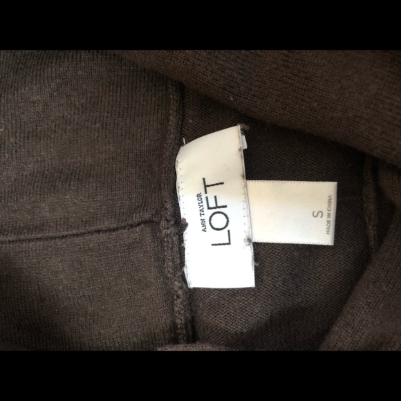 Brown short sleeve cowl-neck sweater - Picture 3 of 3